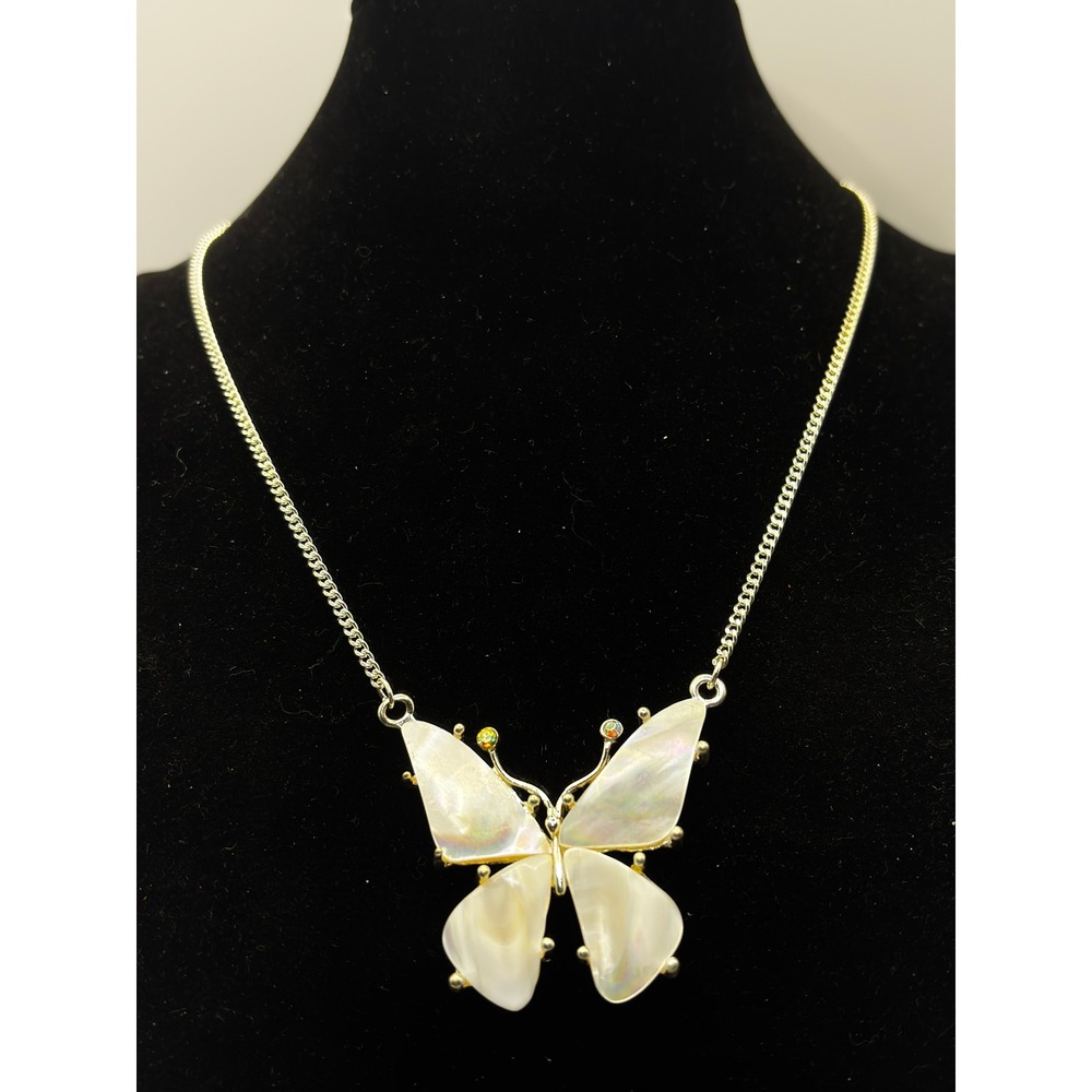 Croft & Barrow Butterfly Necklace Womens 16in Silver Mother of Pearl Iridescent